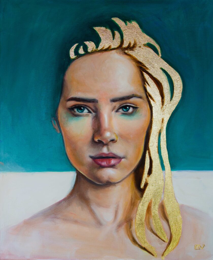 Retrato de una mujer de frente rodeada de colores náuticos